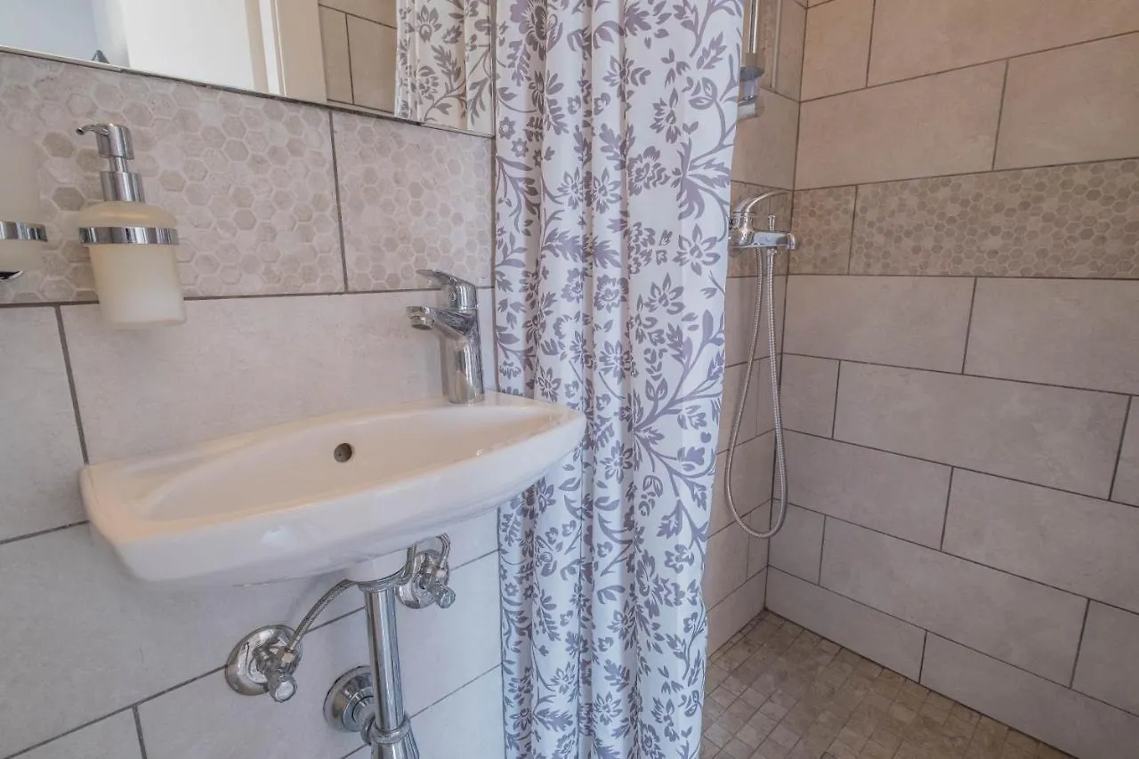 Apartmani Villa Mila Jadranovo 0*,  Croatia